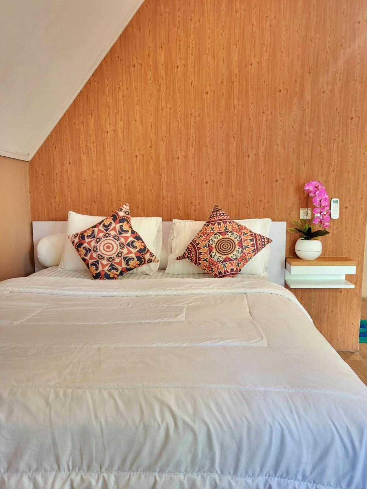 Bruri Villa Alor Kecil ภายนอก รูปภาพ